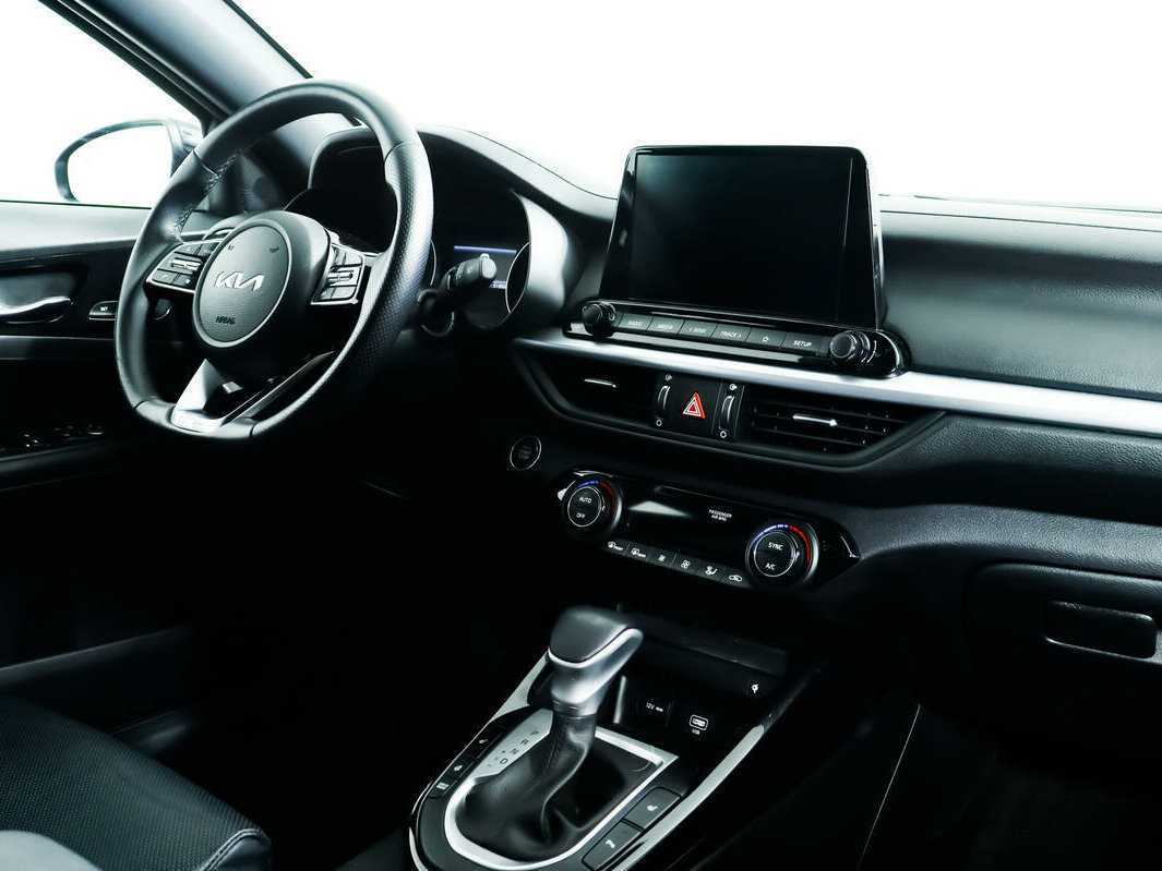 Kia Cerato 2022 года с пробегом. Фото: #8