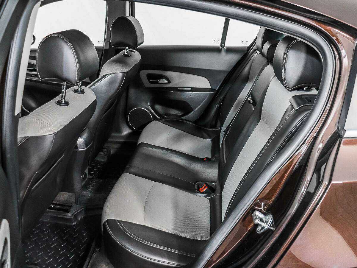 Chevrolet Cruze 2013 года с пробегом. Фото: #9