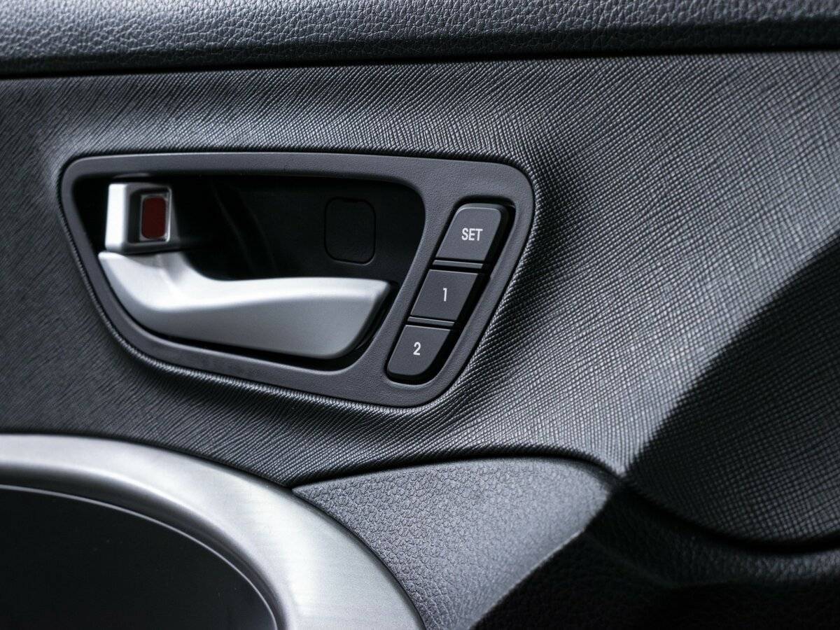 Hyundai Santa Fe 2017 года с пробегом. Фото: #18