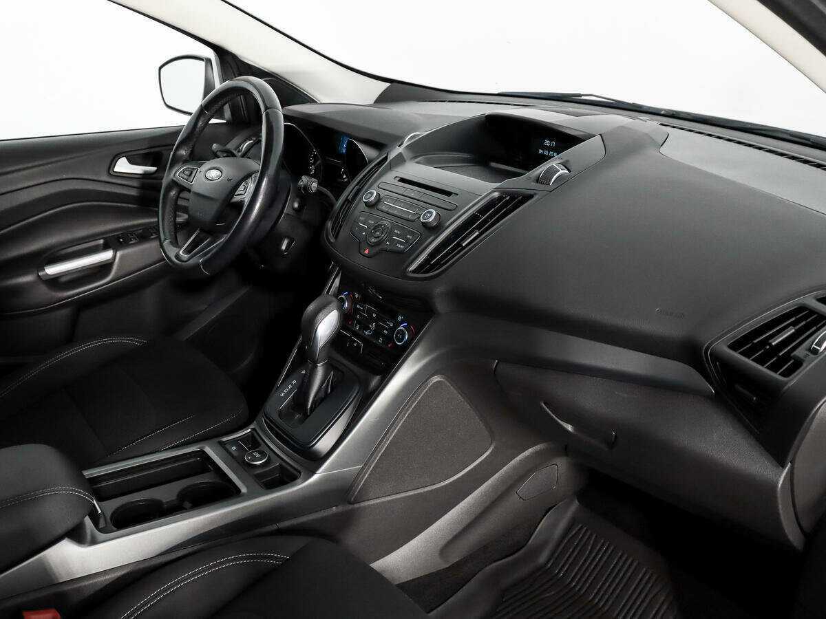 Ford Kuga 2018 года с пробегом. Фото: #11