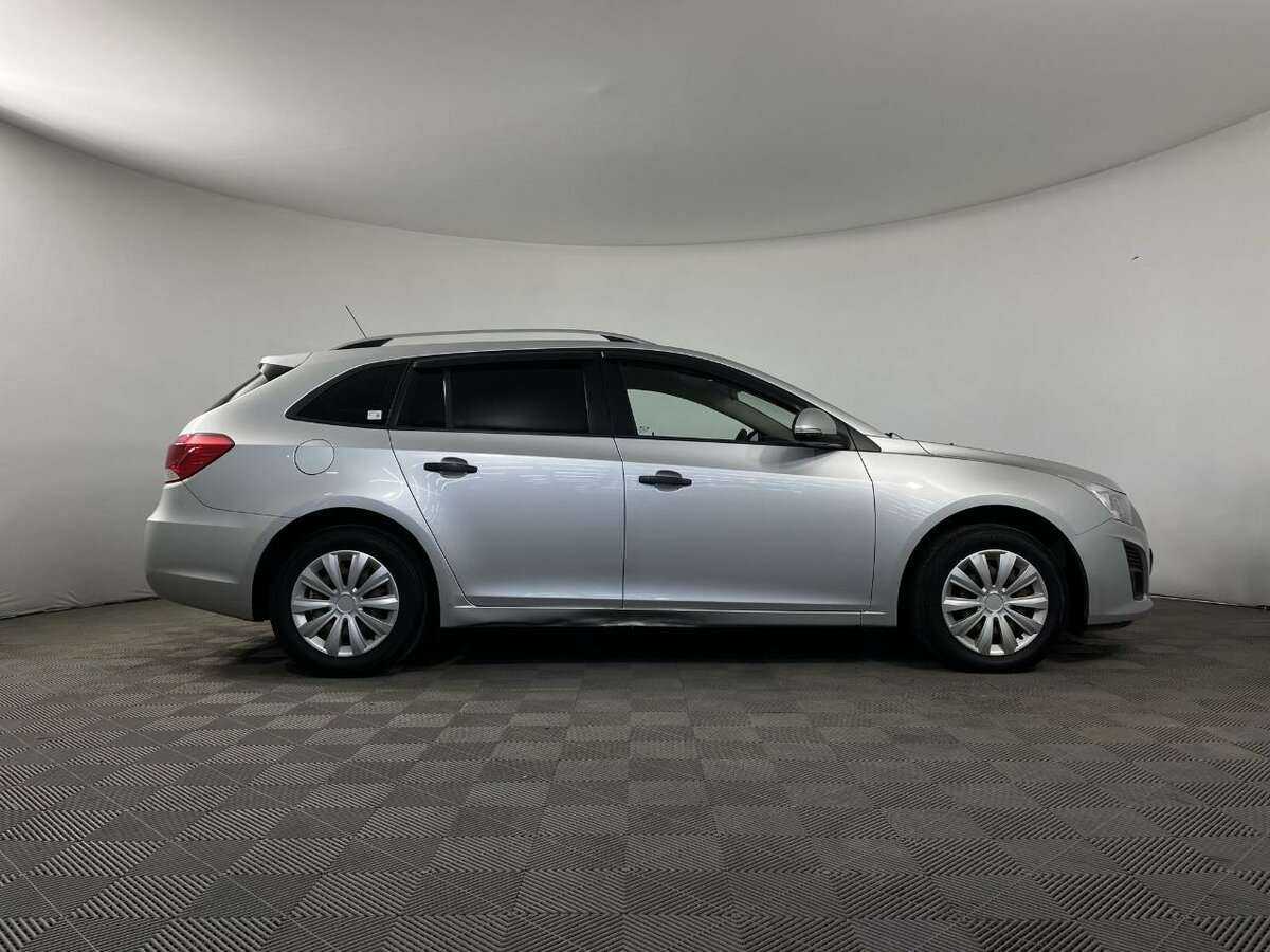 Chevrolet Cruze 2014 года с пробегом. Фото: #2