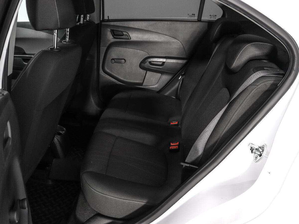 Chevrolet Aveo 2012 года с пробегом. Фото: #10