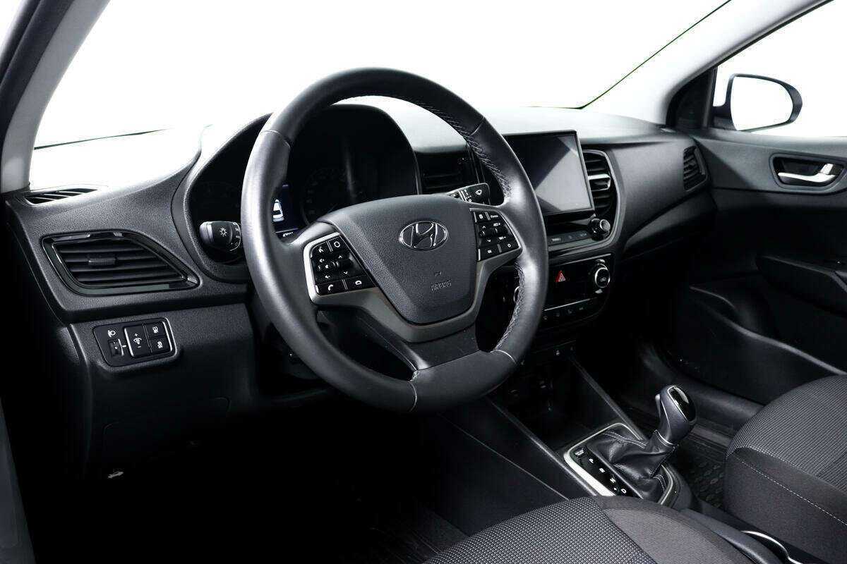 Hyundai Solaris 2022 года с пробегом. Фото: #12