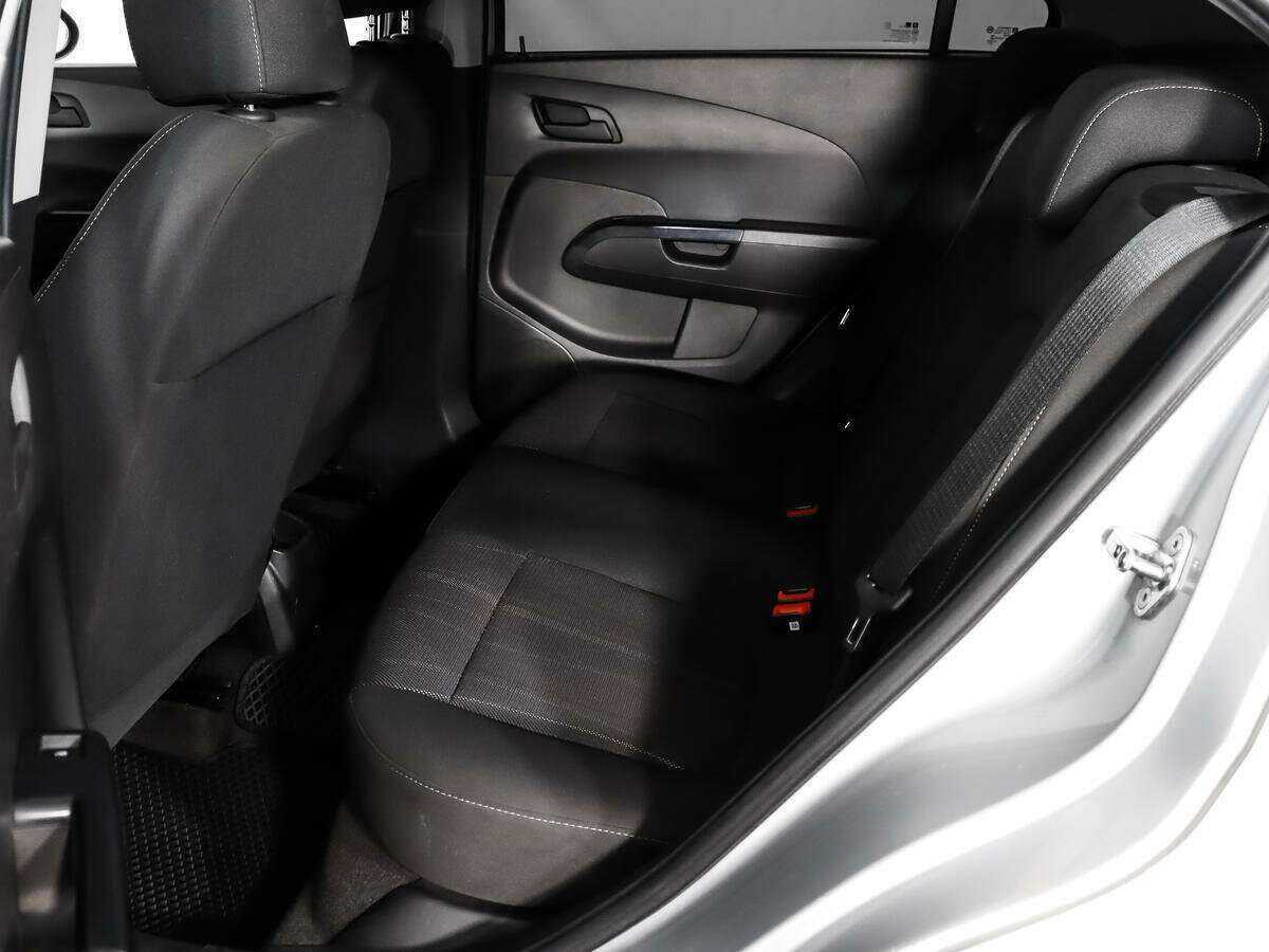 Chevrolet Aveo 2013 года с пробегом. Фото: #9