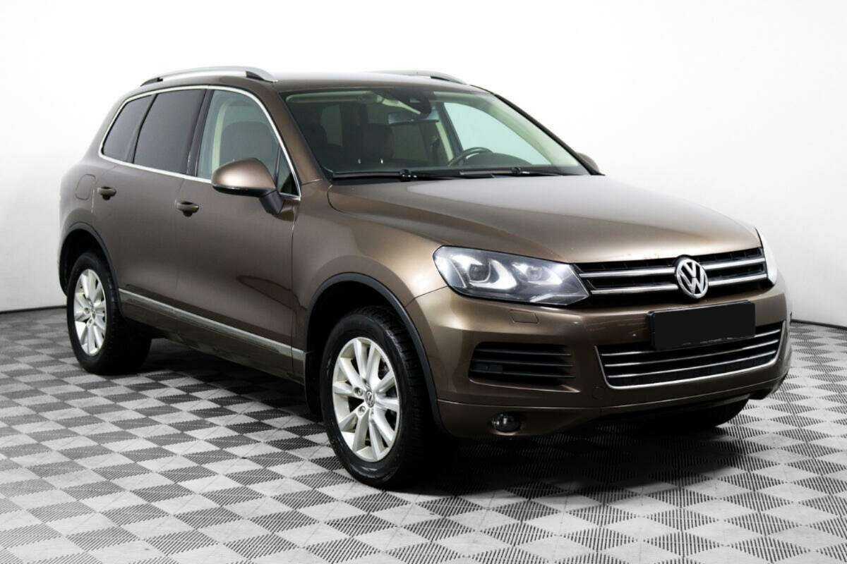 Volkswagen Touareg 2012 года с пробегом. Фото: #2