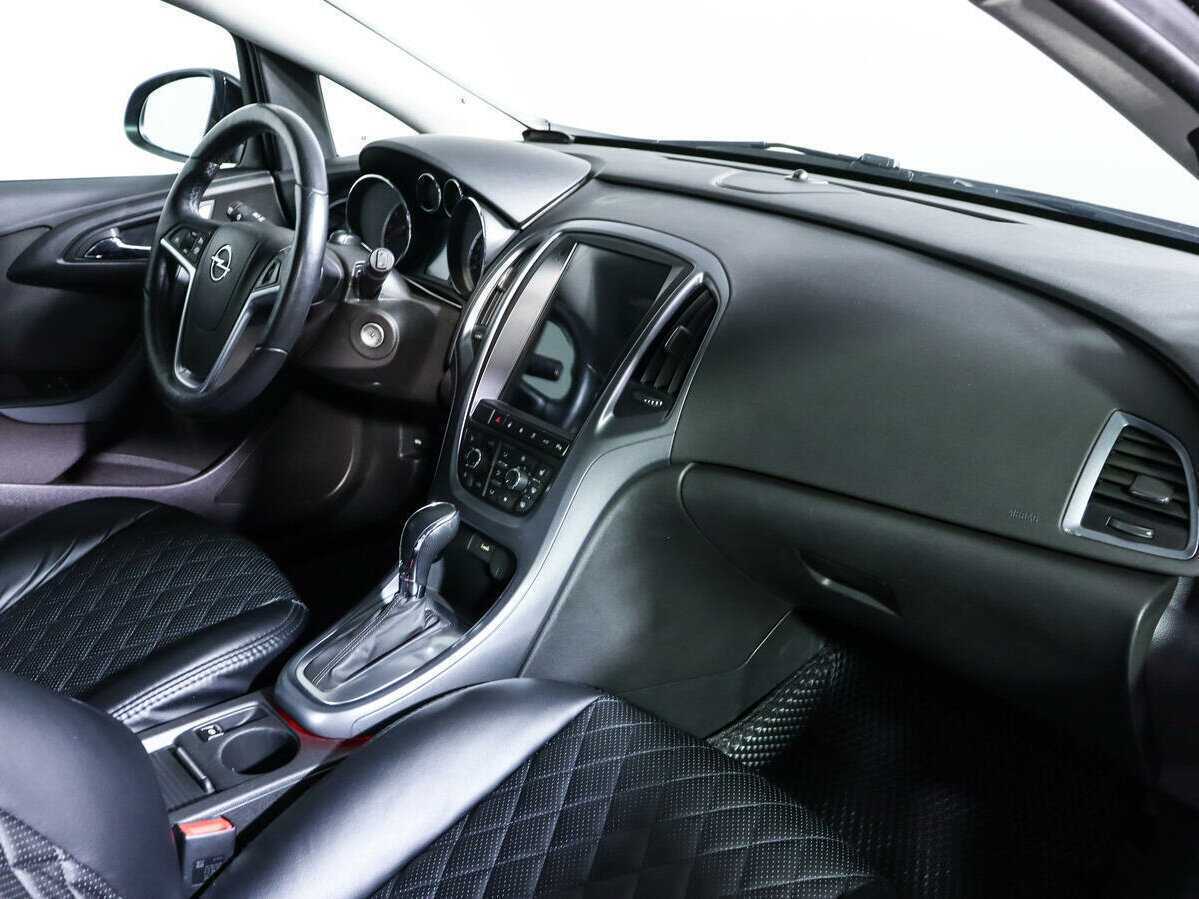 Opel Astra 2014 года с пробегом. Фото: #6