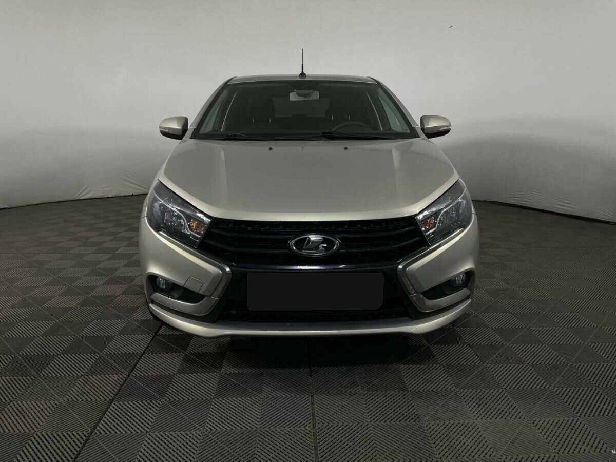 Lada (ВАЗ) Vesta 2018 года с пробегом. Фото: #1