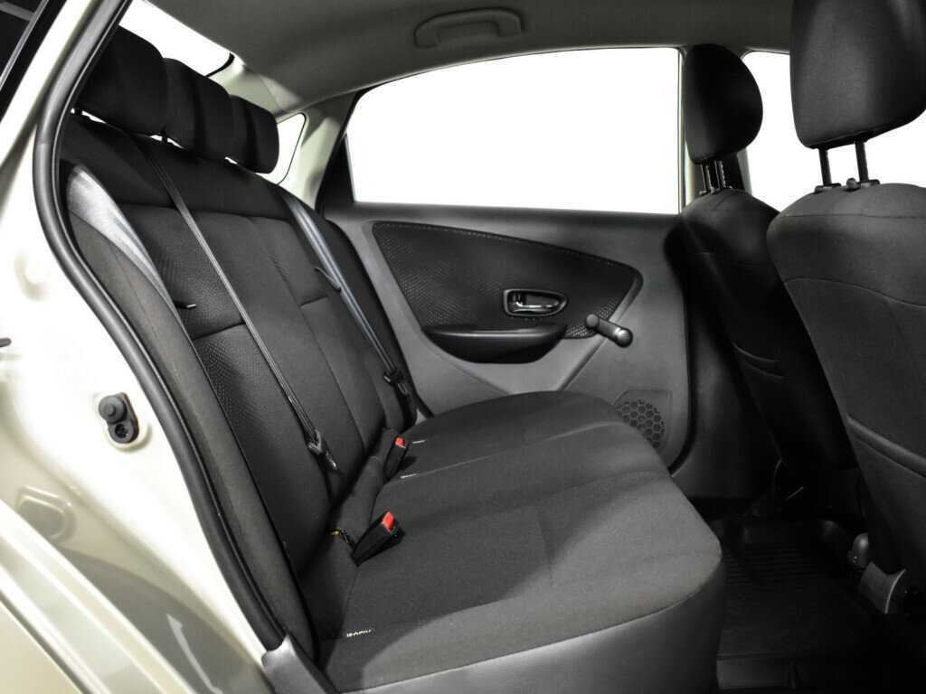 Nissan Almera 2017 года с пробегом. Фото: #9