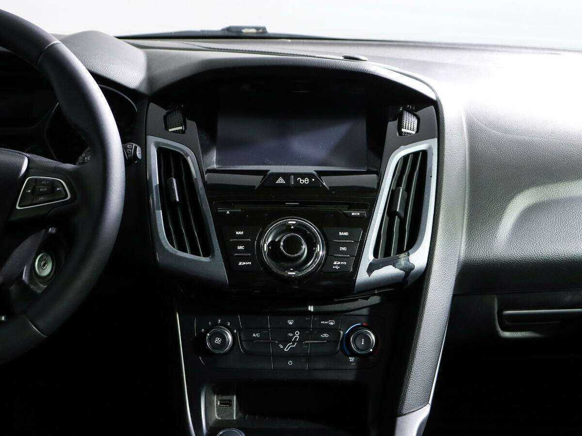 Ford Focus 2017 года с пробегом. Фото: #12