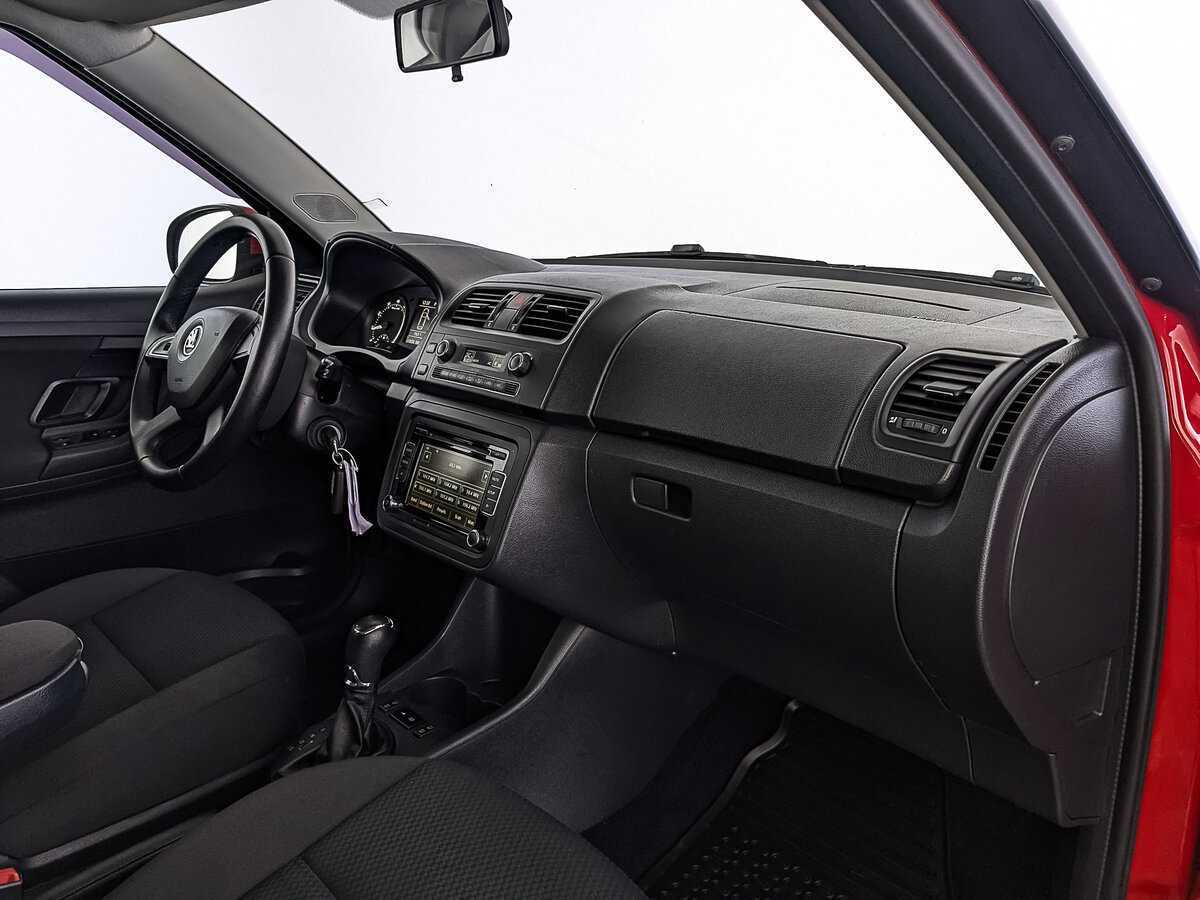 Skoda Fabia 2013 года с пробегом. Фото: #12