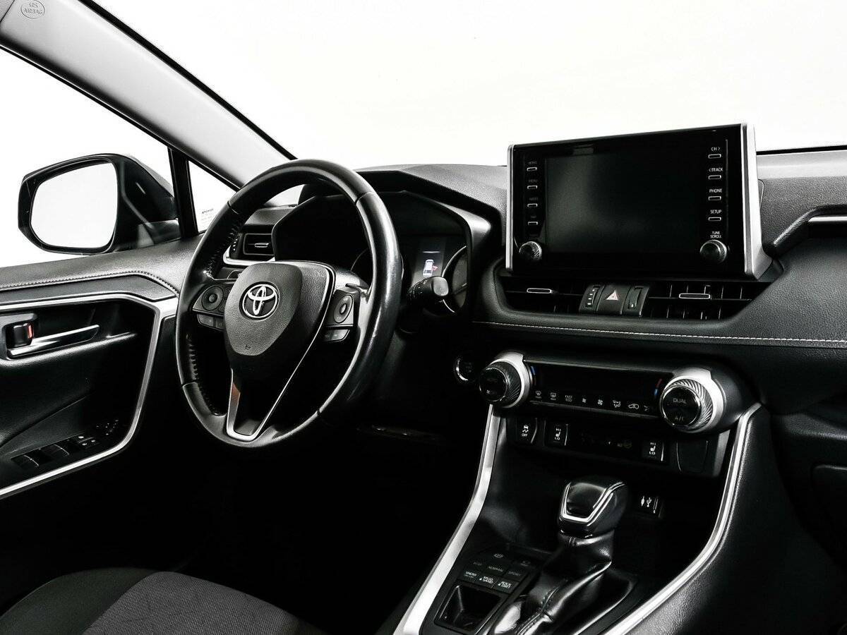 Toyota RAV4 2020 года с пробегом. Фото: #8