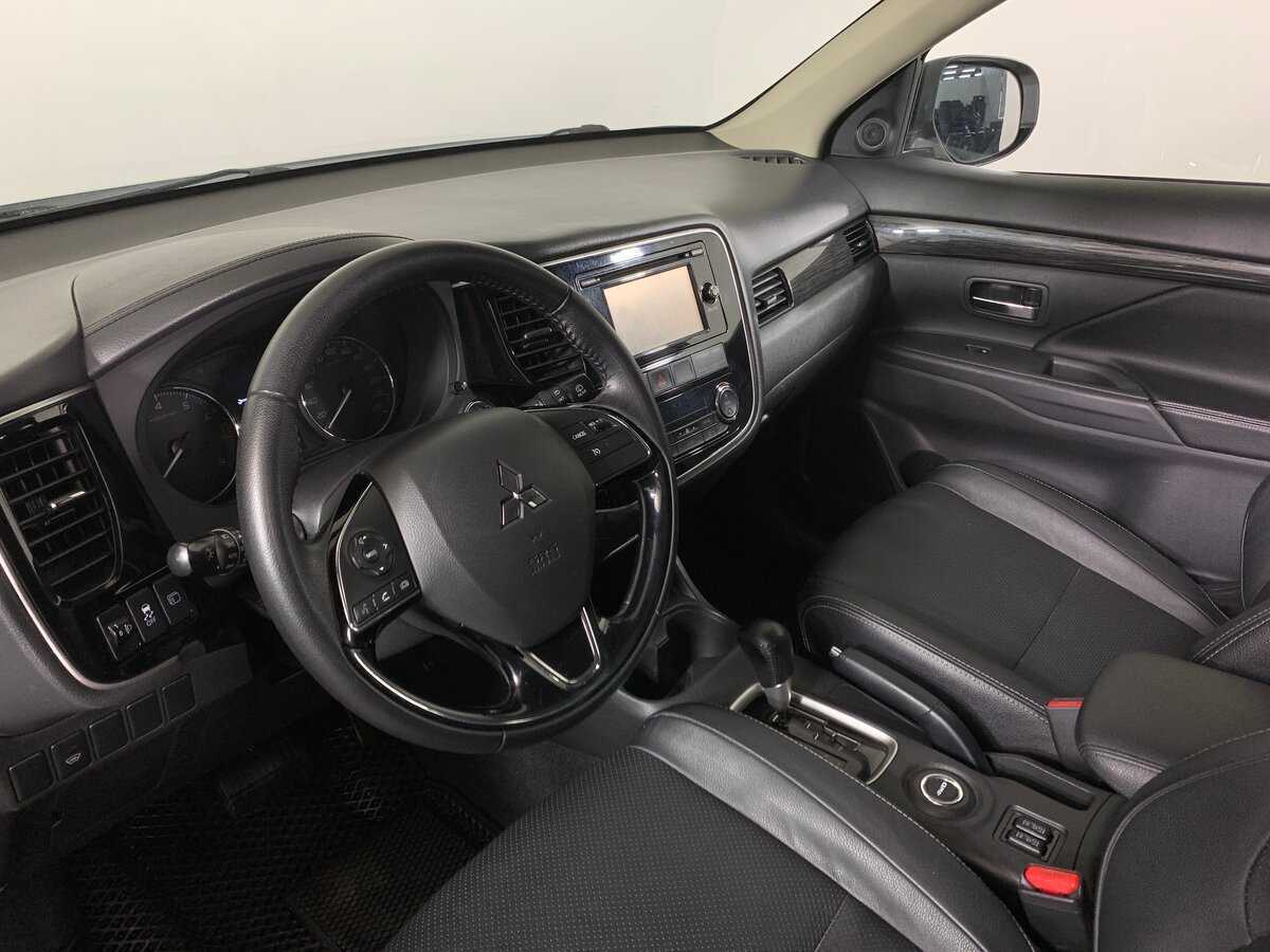 Mitsubishi Outlander 2016 года с пробегом. Фото: #11