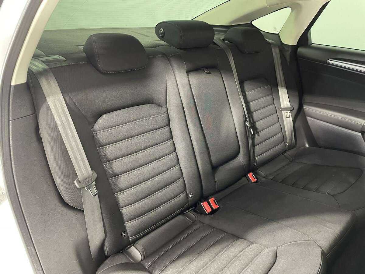 Ford Mondeo 2015 года с пробегом. Фото: #14