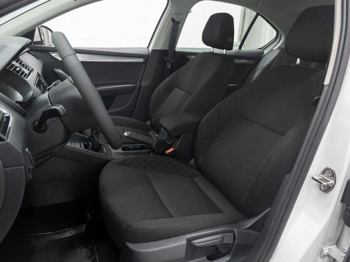 Skoda Octavia 2019 года с пробегом. Фото: #9