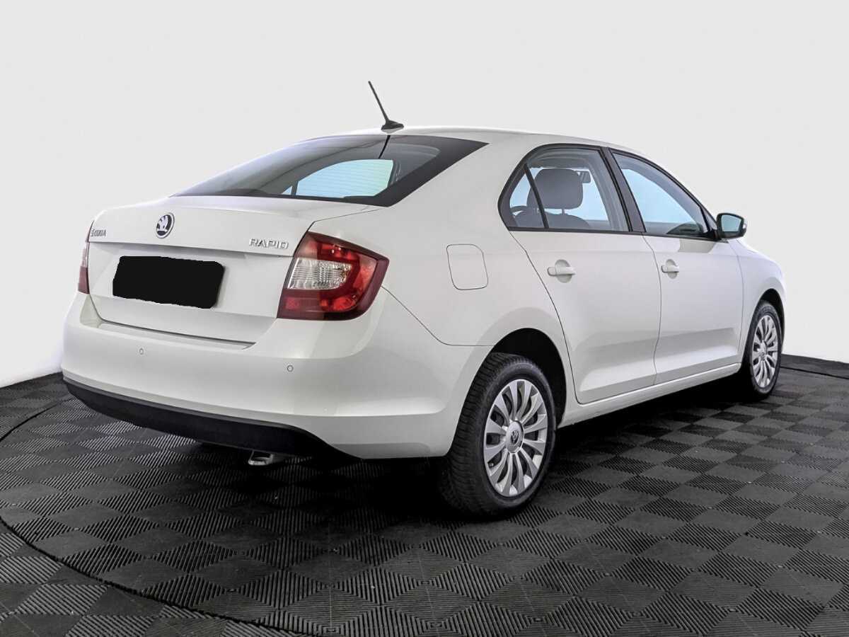 Skoda Rapid 2019 года с пробегом. Фото: #4