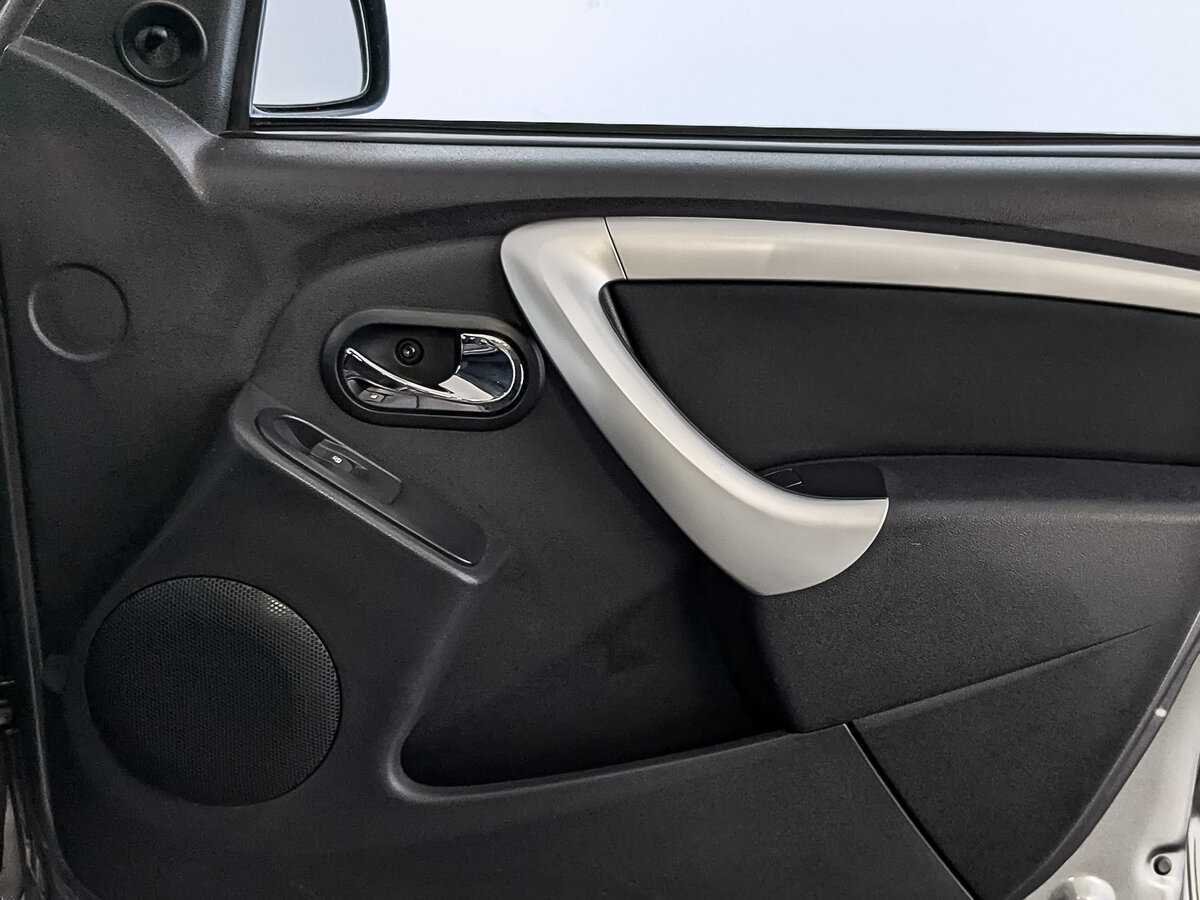 Nissan Terrano 2015 года с пробегом. Фото: #23