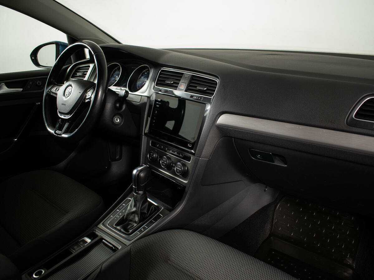 Volkswagen Golf 2012 года с пробегом. Фото: #8