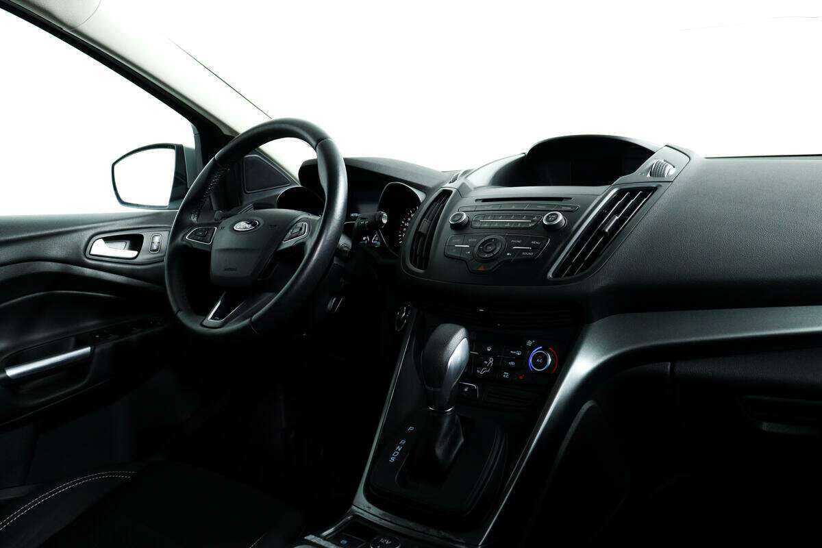 Ford Kuga 2017 года с пробегом. Фото: #8