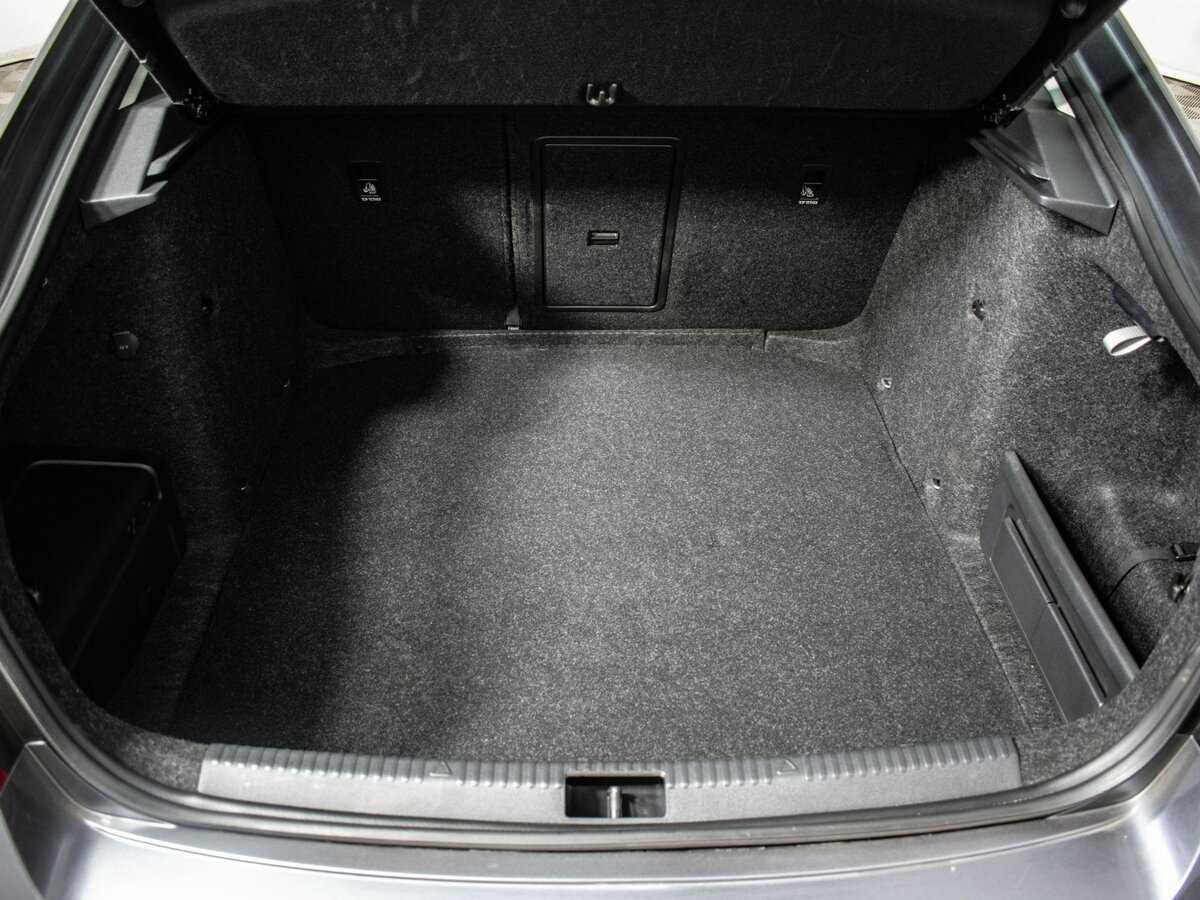 Skoda Octavia 2019 года с пробегом. Фото: #3