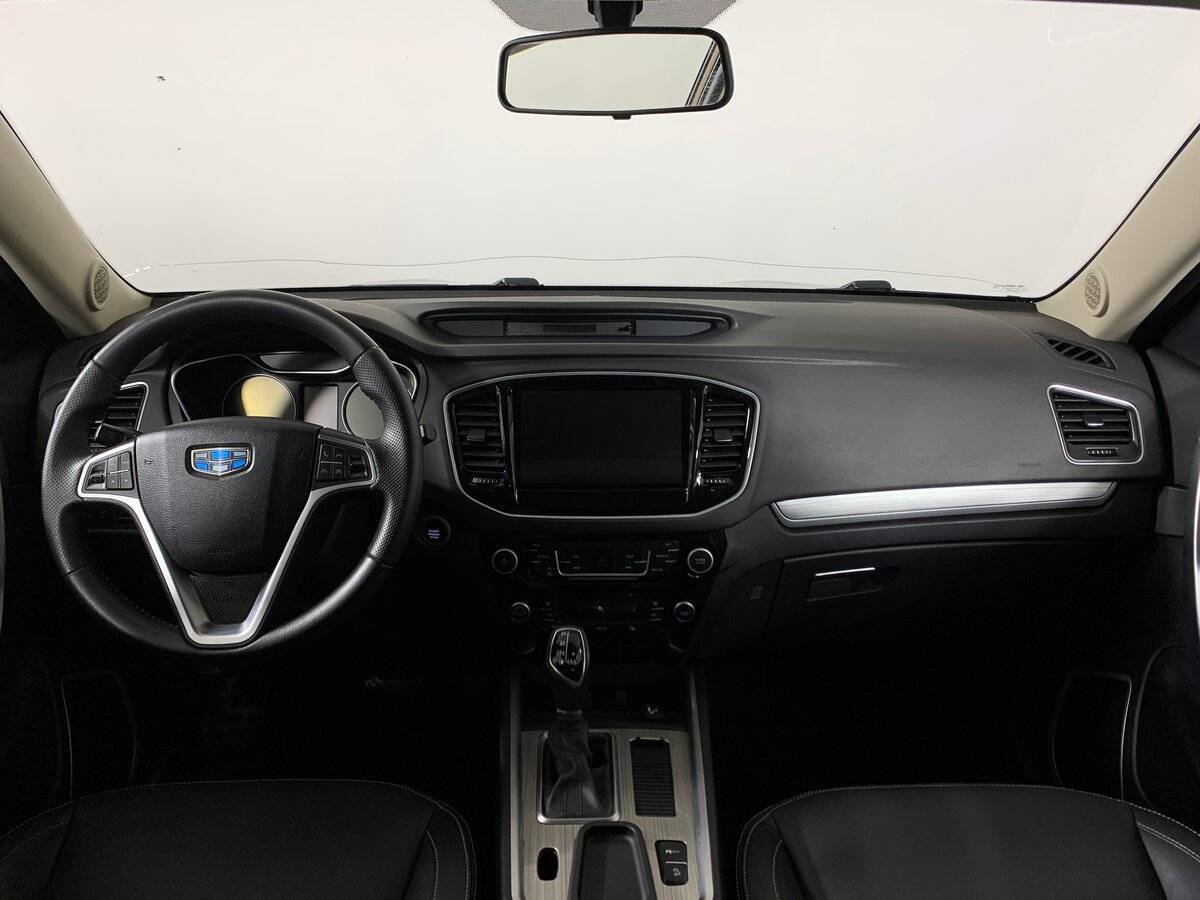Geely Emgrand X7 2020 года с пробегом. Фото: #11