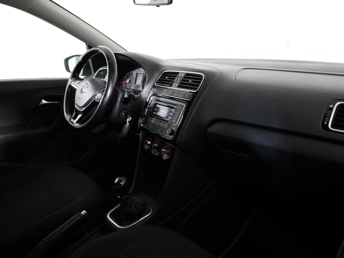 Volkswagen Polo 2017 года с пробегом. Фото: #9