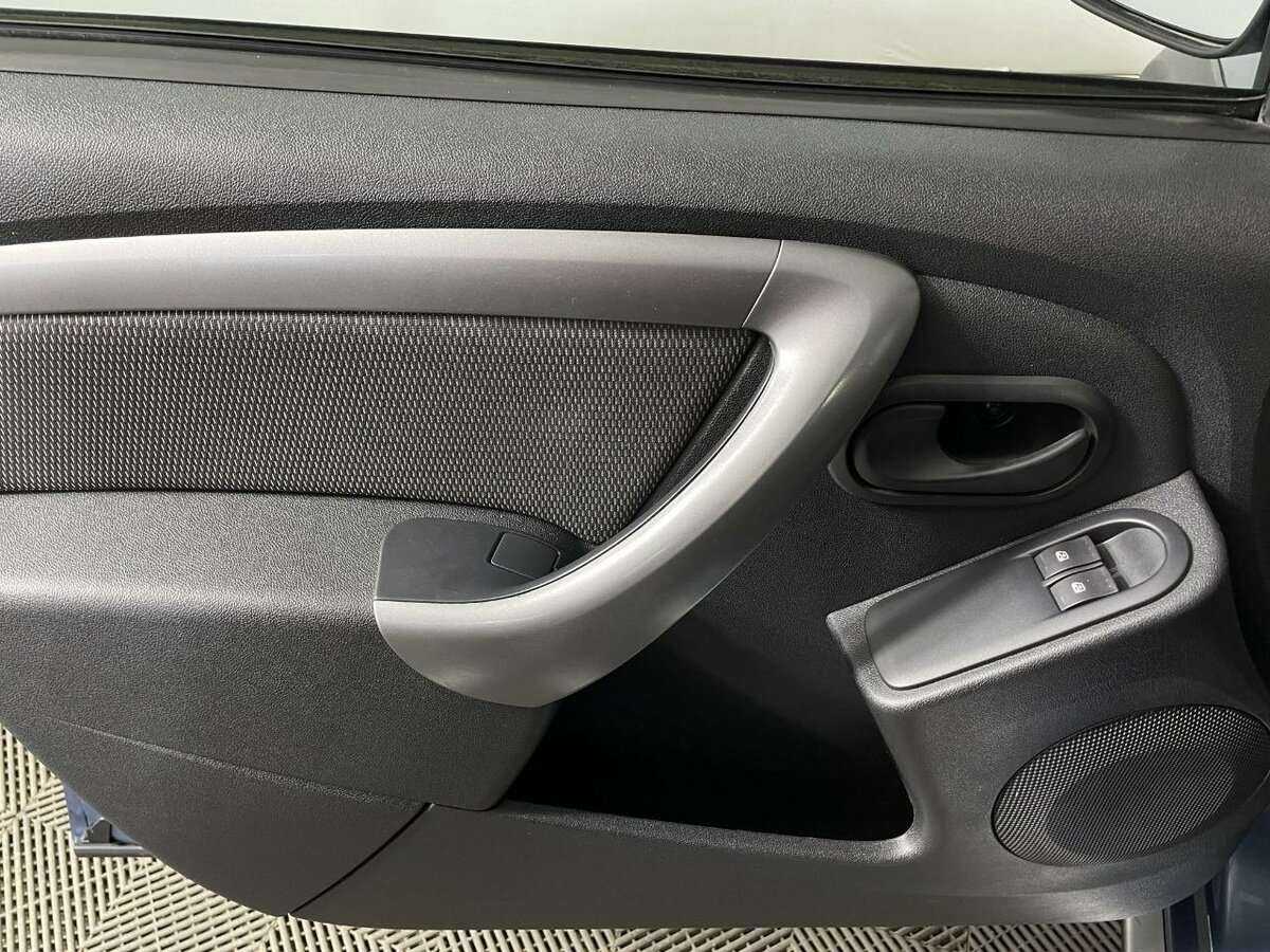 Renault Duster 2013 года с пробегом. Фото: #7