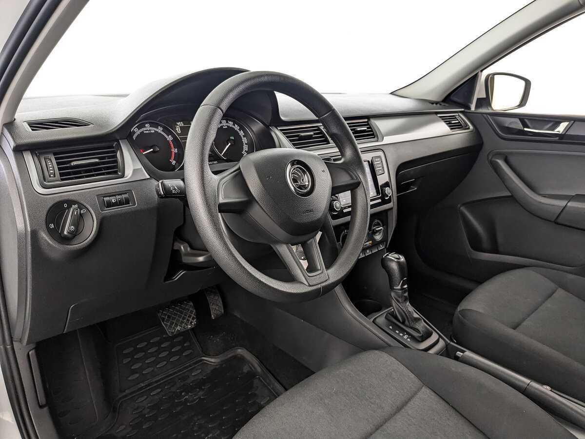 Skoda Rapid 2018 года с пробегом. Фото: #10