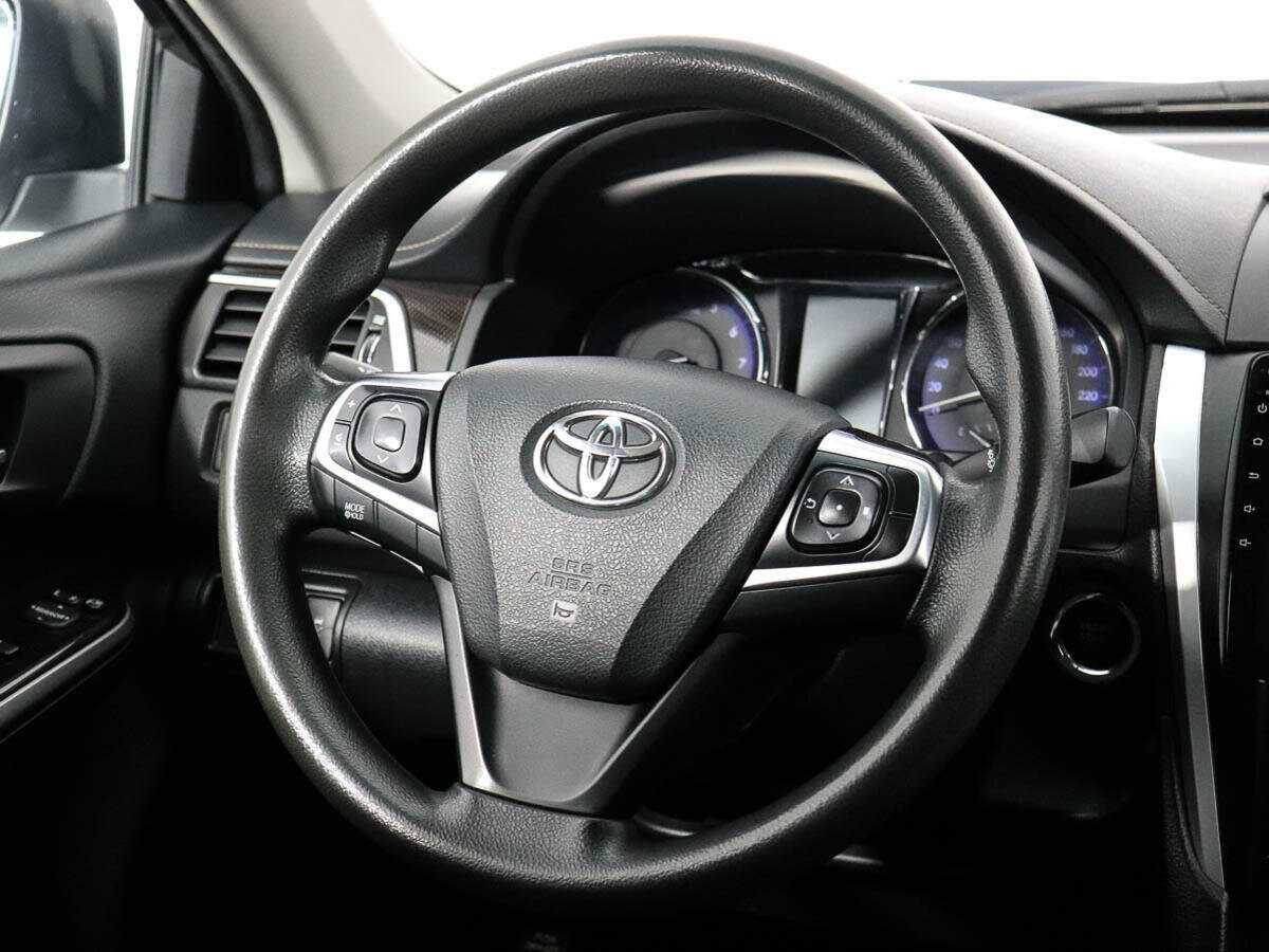 Toyota Camry 2015 года с пробегом. Фото: #14