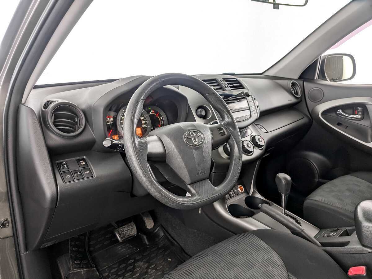 Toyota RAV4 2012 года с пробегом. Фото: #15