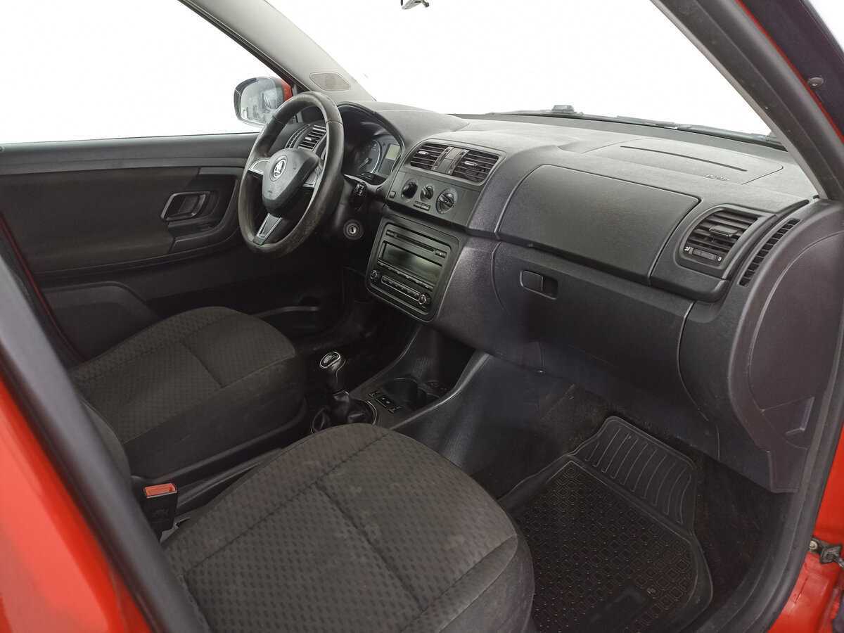 Skoda Fabia 2014 года с пробегом. Фото: #10