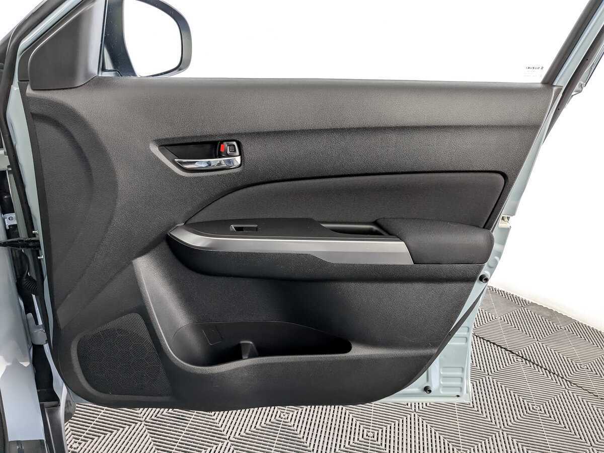 Suzuki Vitara 2019 года с пробегом. Фото: #23