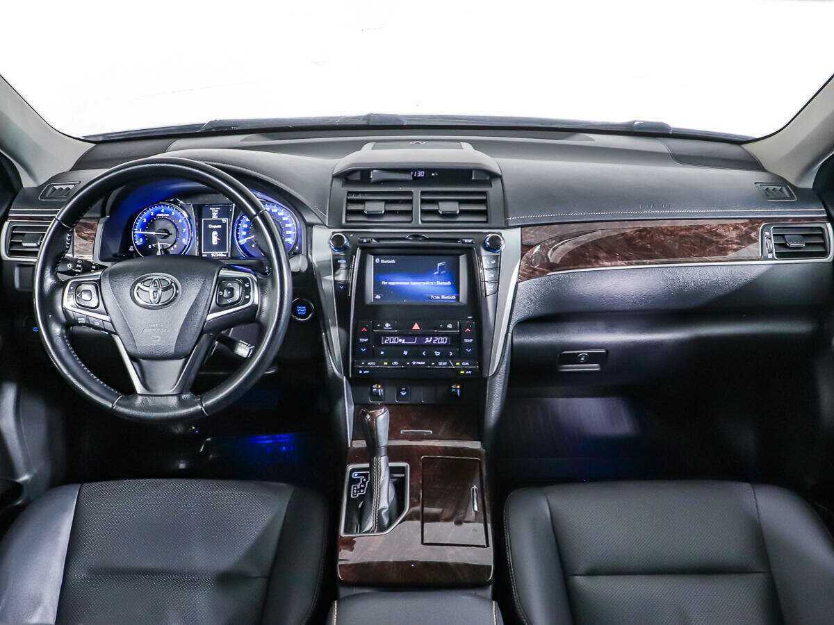 Toyota Camry 2017 года с пробегом. Фото: #10
