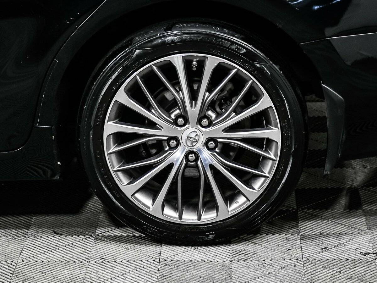 Toyota Camry 2019 года с пробегом. Фото: #13