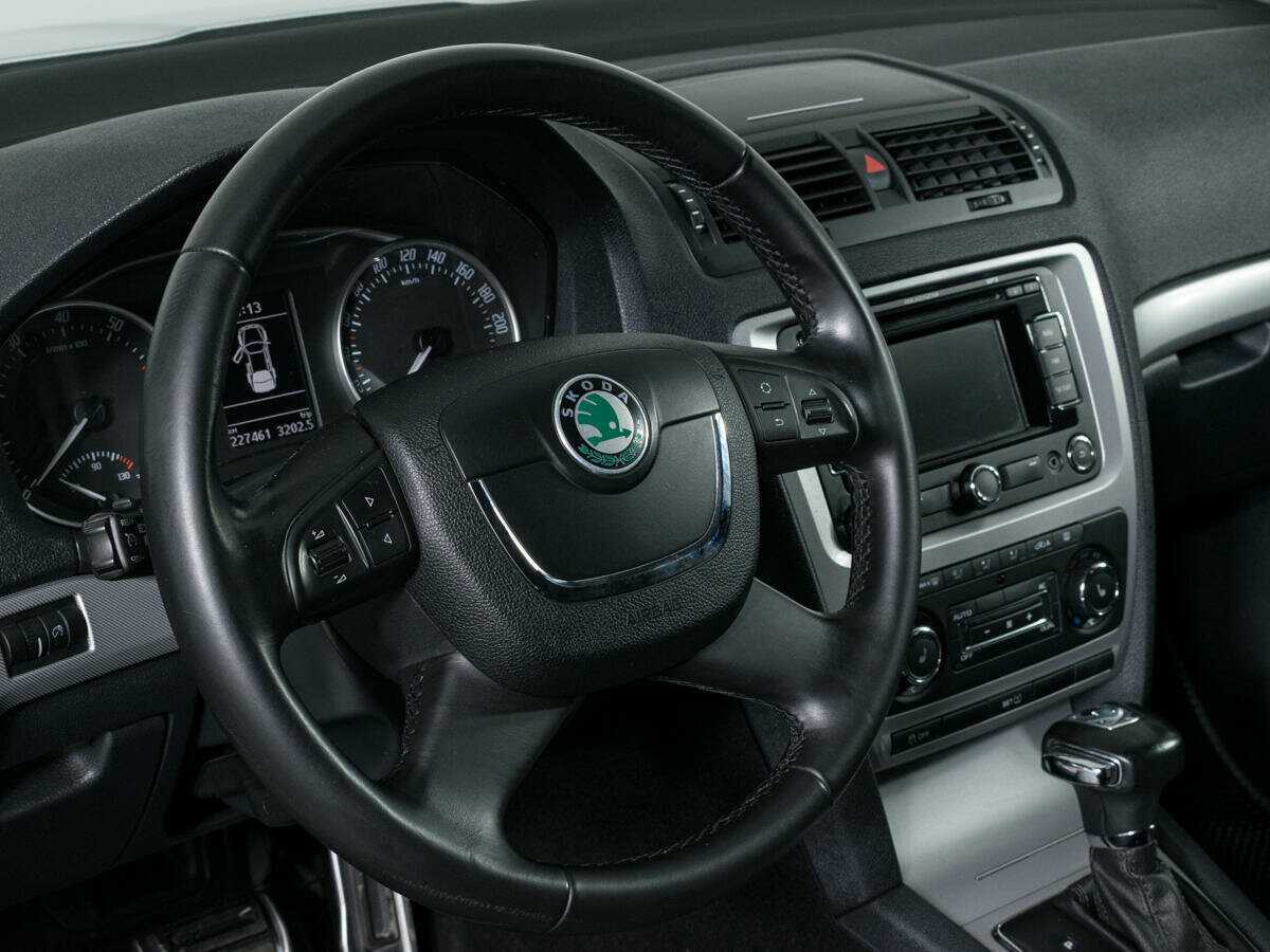 Skoda Octavia 2013 года с пробегом. Фото: #13