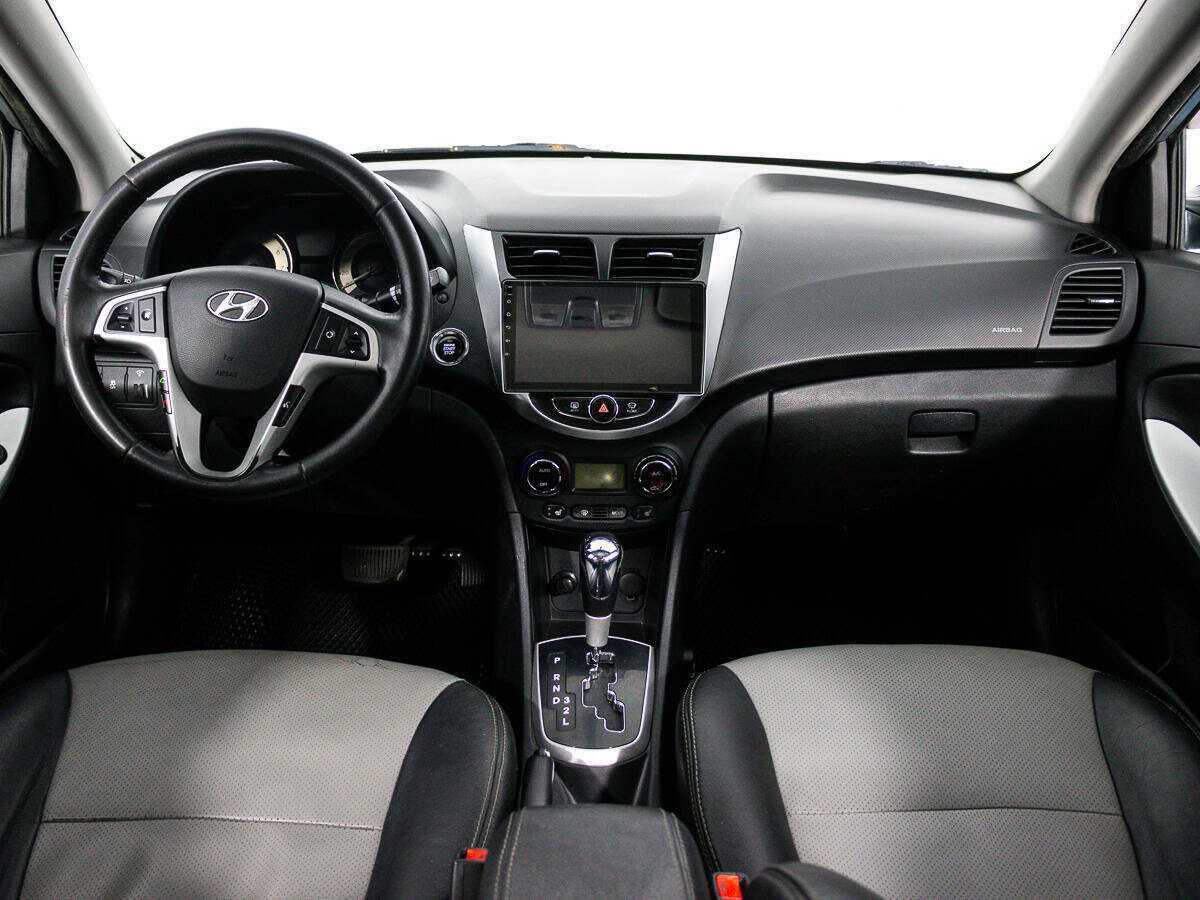 Hyundai Solaris 2012 года с пробегом. Фото: #12