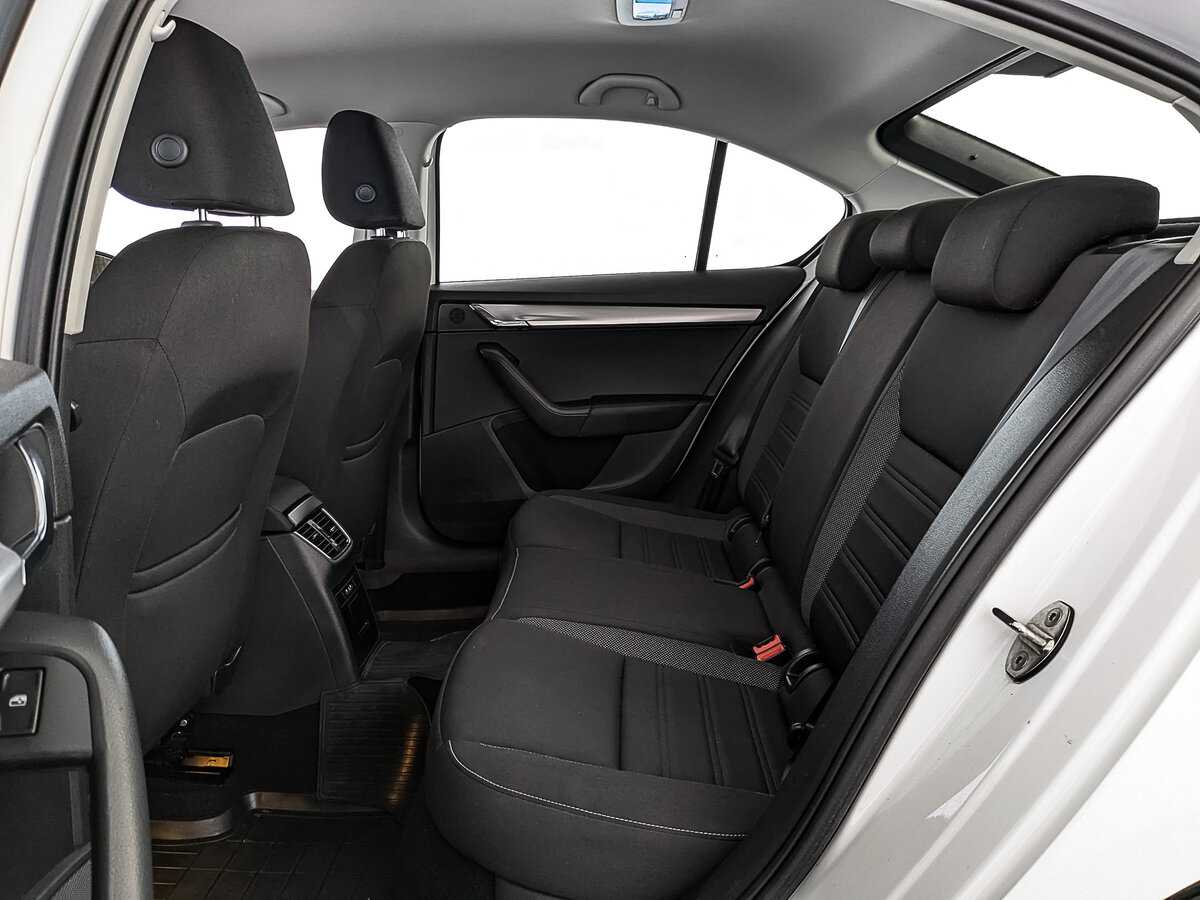Skoda Octavia 2019 года с пробегом. Фото: #16