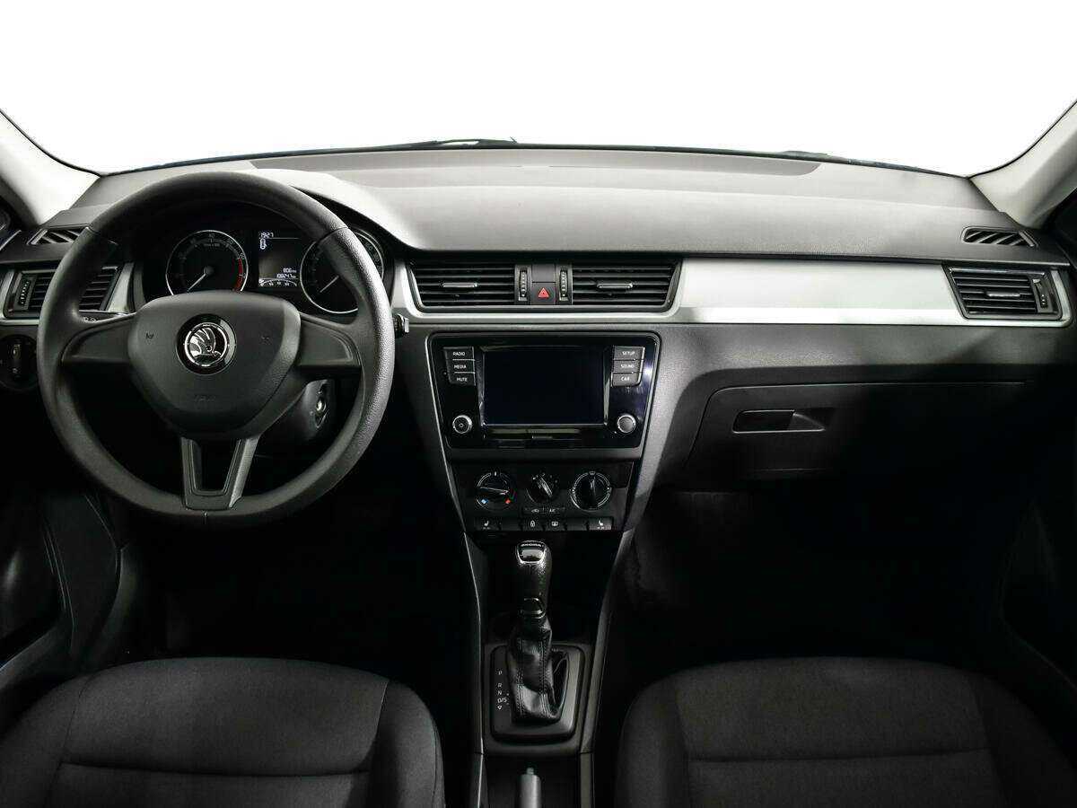 Skoda Rapid 2018 года с пробегом. Фото: #11