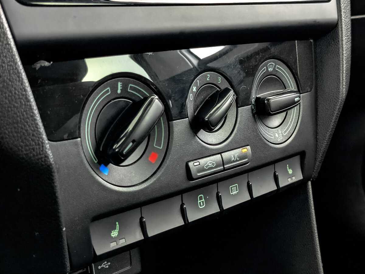 Skoda Rapid 2019 года с пробегом. Фото: #16