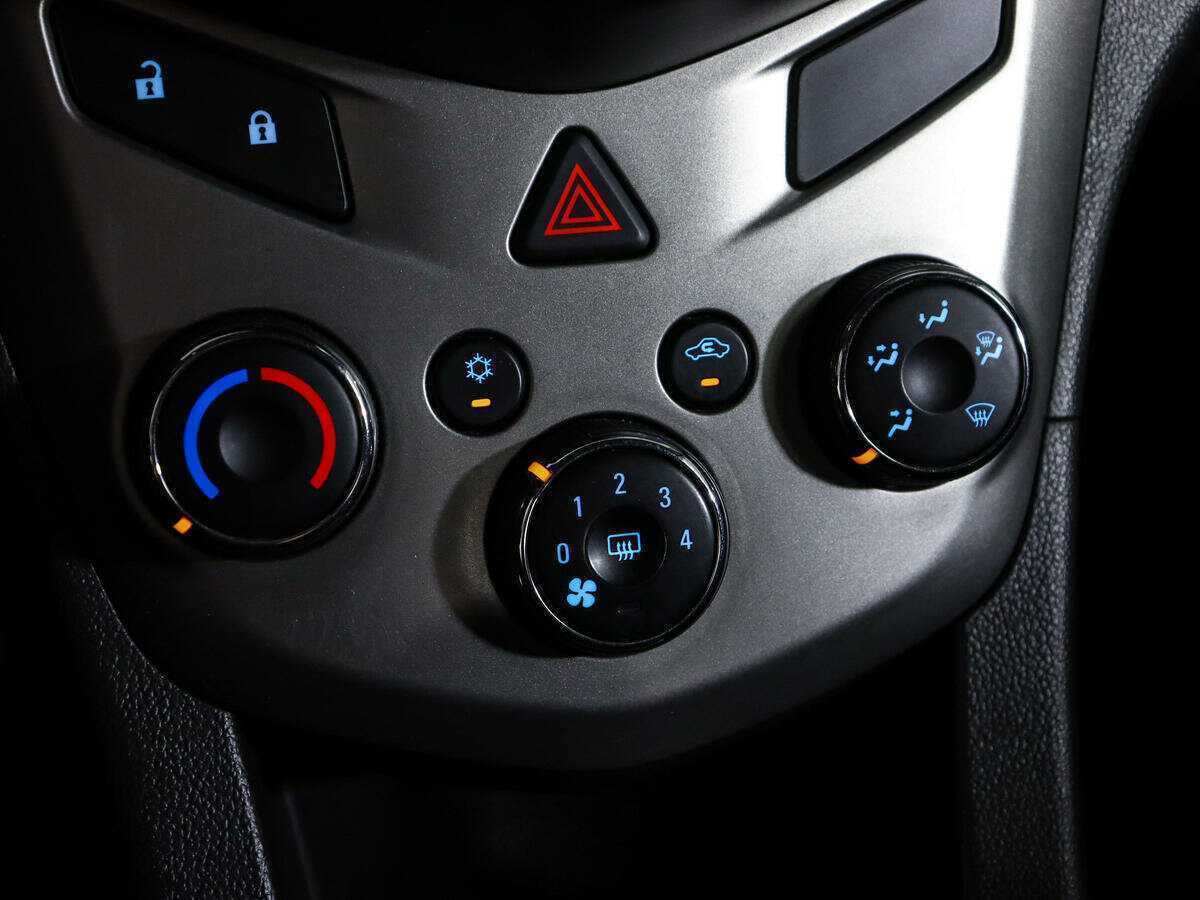 Chevrolet Aveo 2012 года с пробегом. Фото: #13