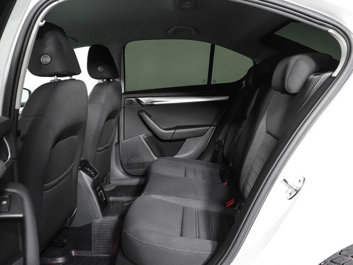 Skoda Octavia 2019 года с пробегом. Фото: #9