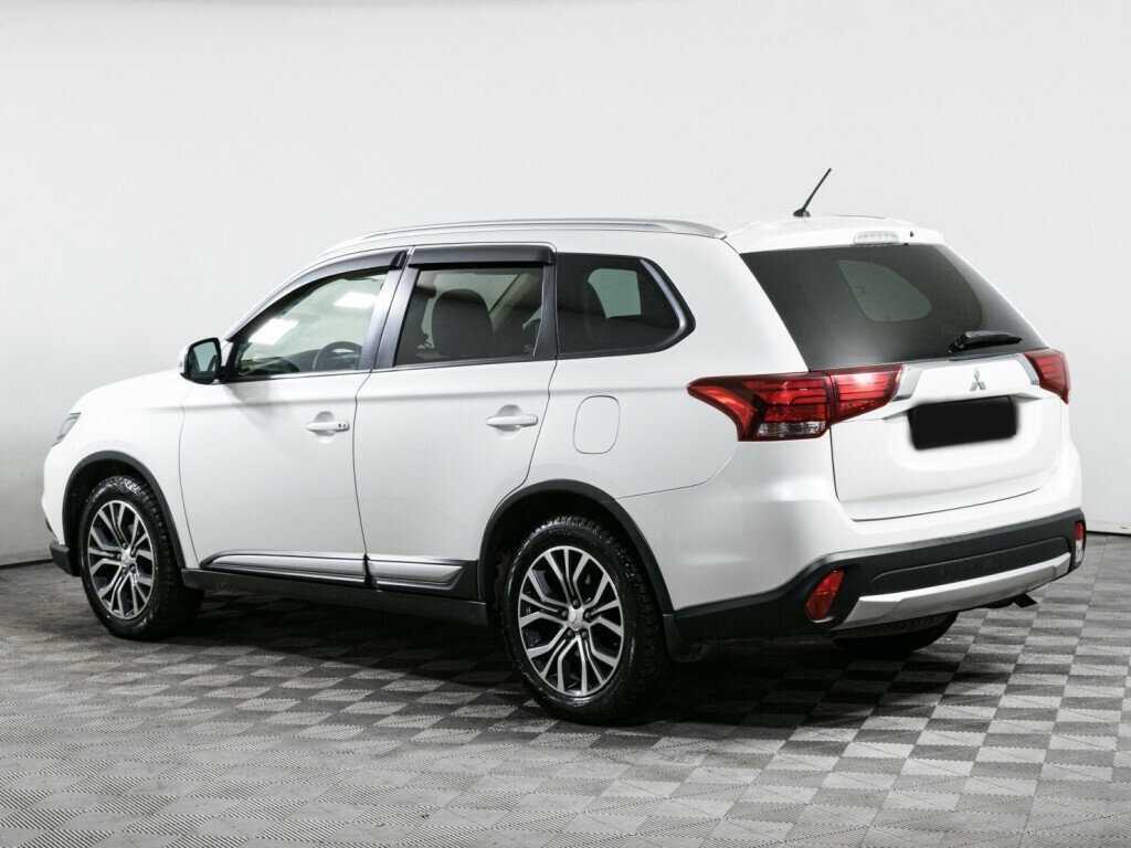 Mitsubishi Outlander 2015 года с пробегом. Фото: #5