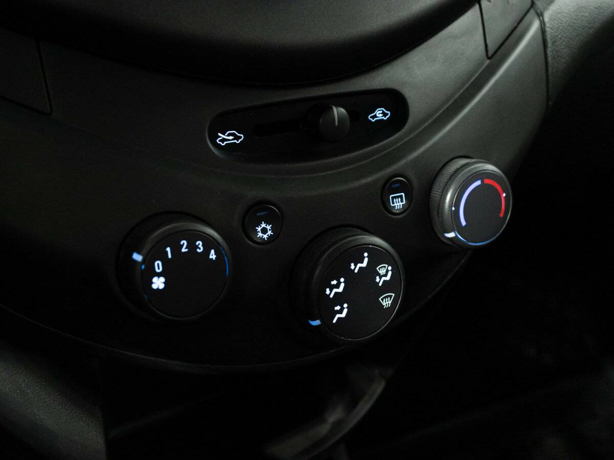 Chevrolet Spark 2012 года с пробегом. Фото: #13