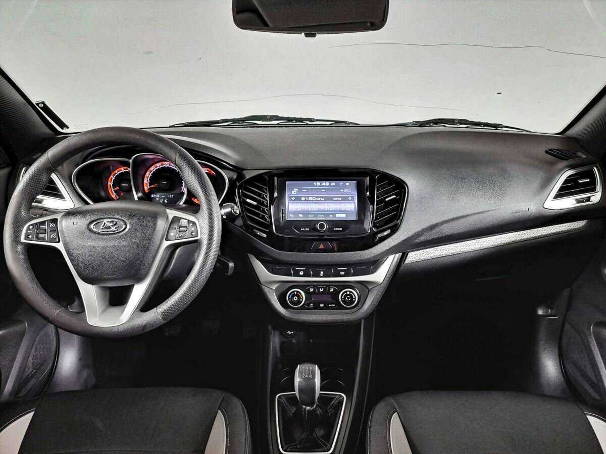 Lada (ВАЗ) Vesta 2019 года с пробегом. Фото: #11