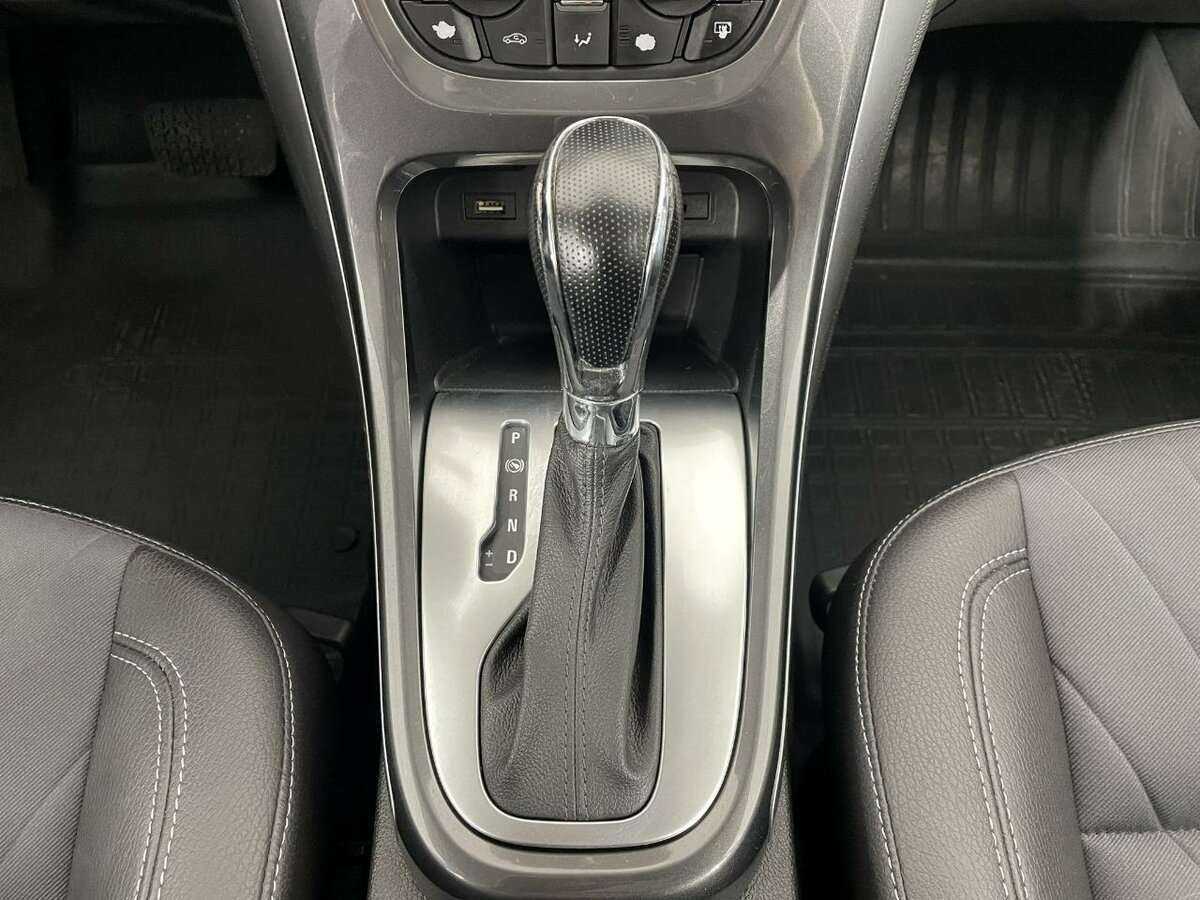 Opel Astra 2013 года с пробегом. Фото: #11