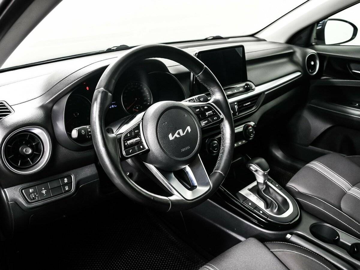 Kia Cerato 2022 года с пробегом. Фото: #12