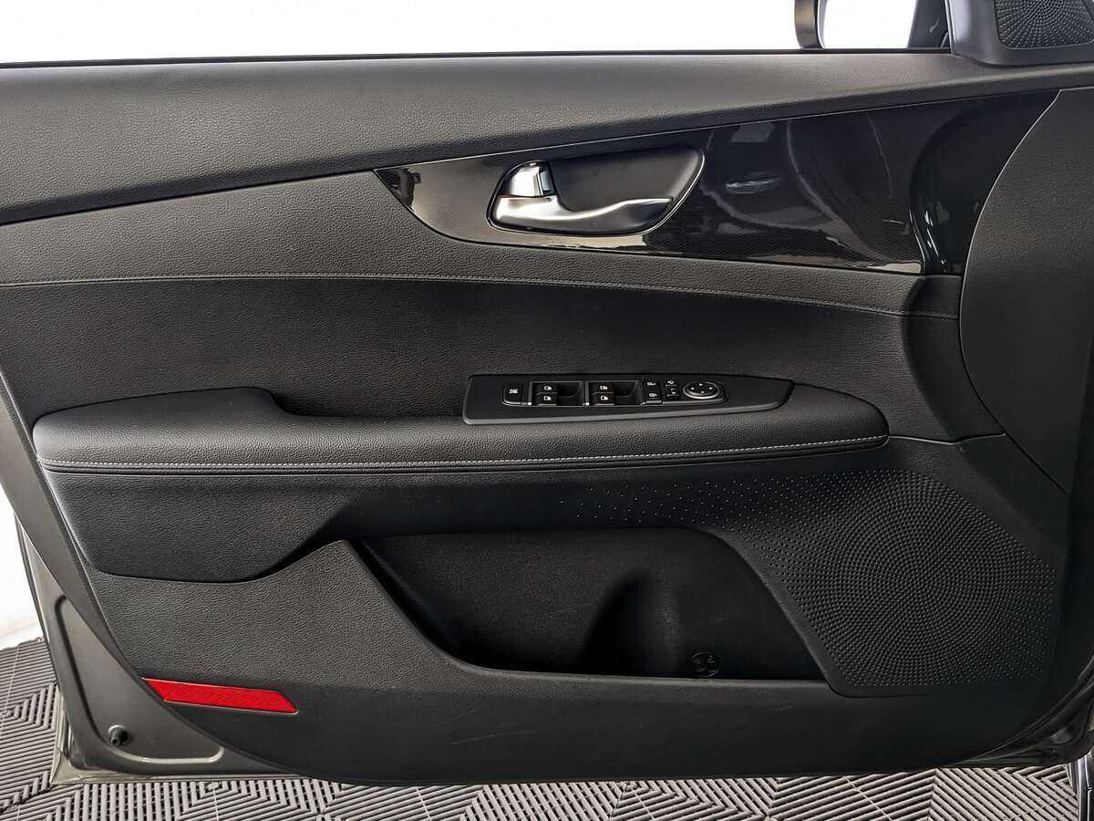 Kia Cerato 2021 года с пробегом. Фото: #14