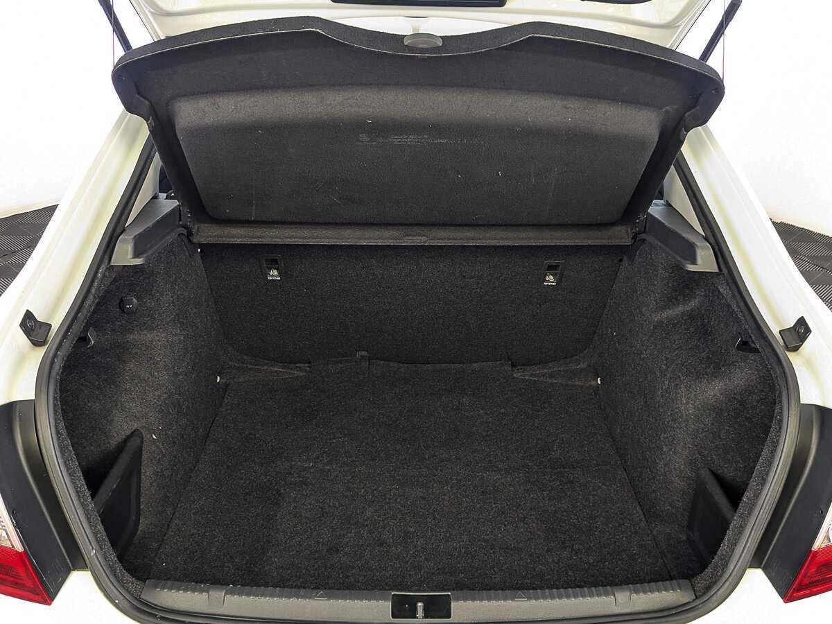 Skoda Rapid 2017 года с пробегом. Фото: #9