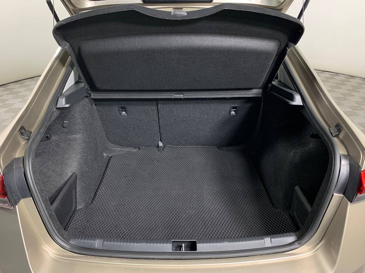 Skoda Rapid 2020 года с пробегом. Фото: #18