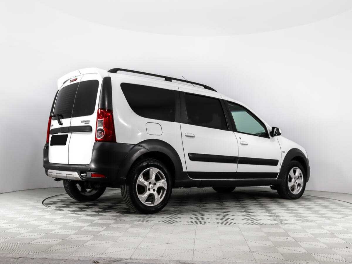 Lada (ВАЗ) Largus 2015 года с пробегом. Фото: #4