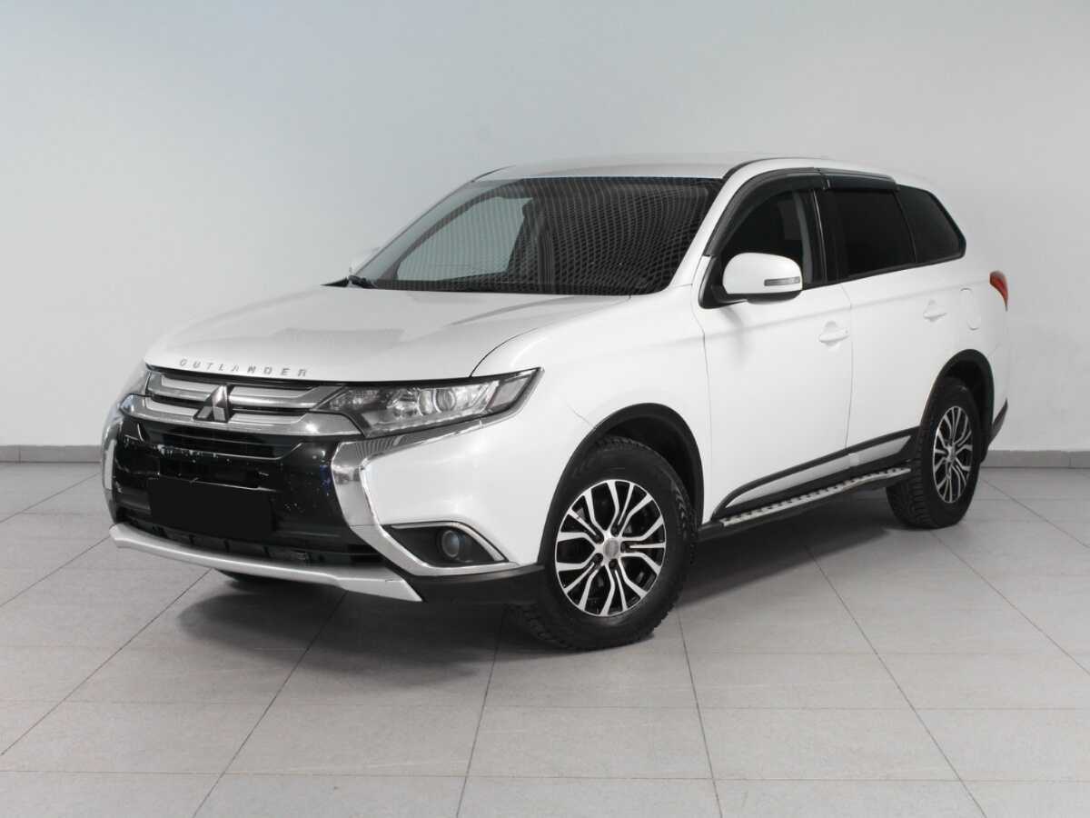 Mitsubishi Outlander 2017 года с пробегом. Посмотреть фото
